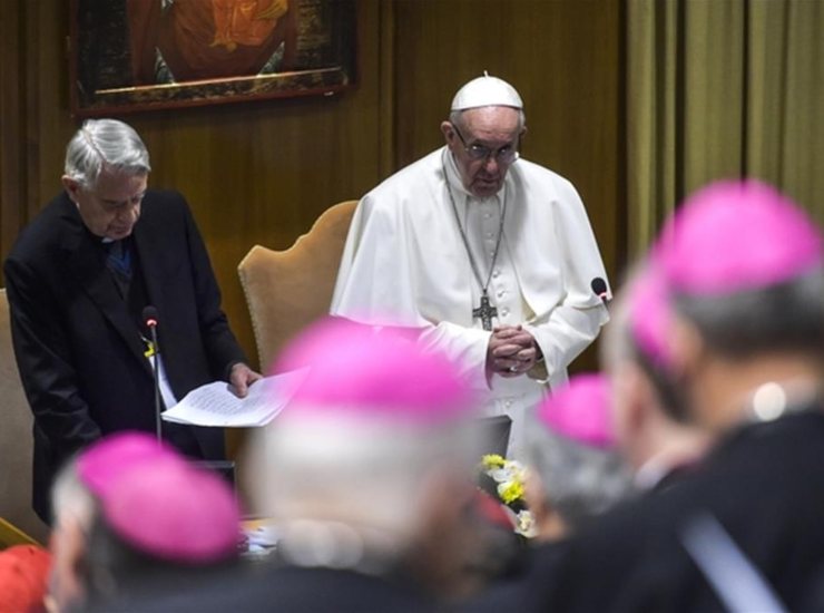 Abusi sui minori: la Chiesa esce allo scoperto, Papa Francesco denuncia e dice basta alla politica del nascondere